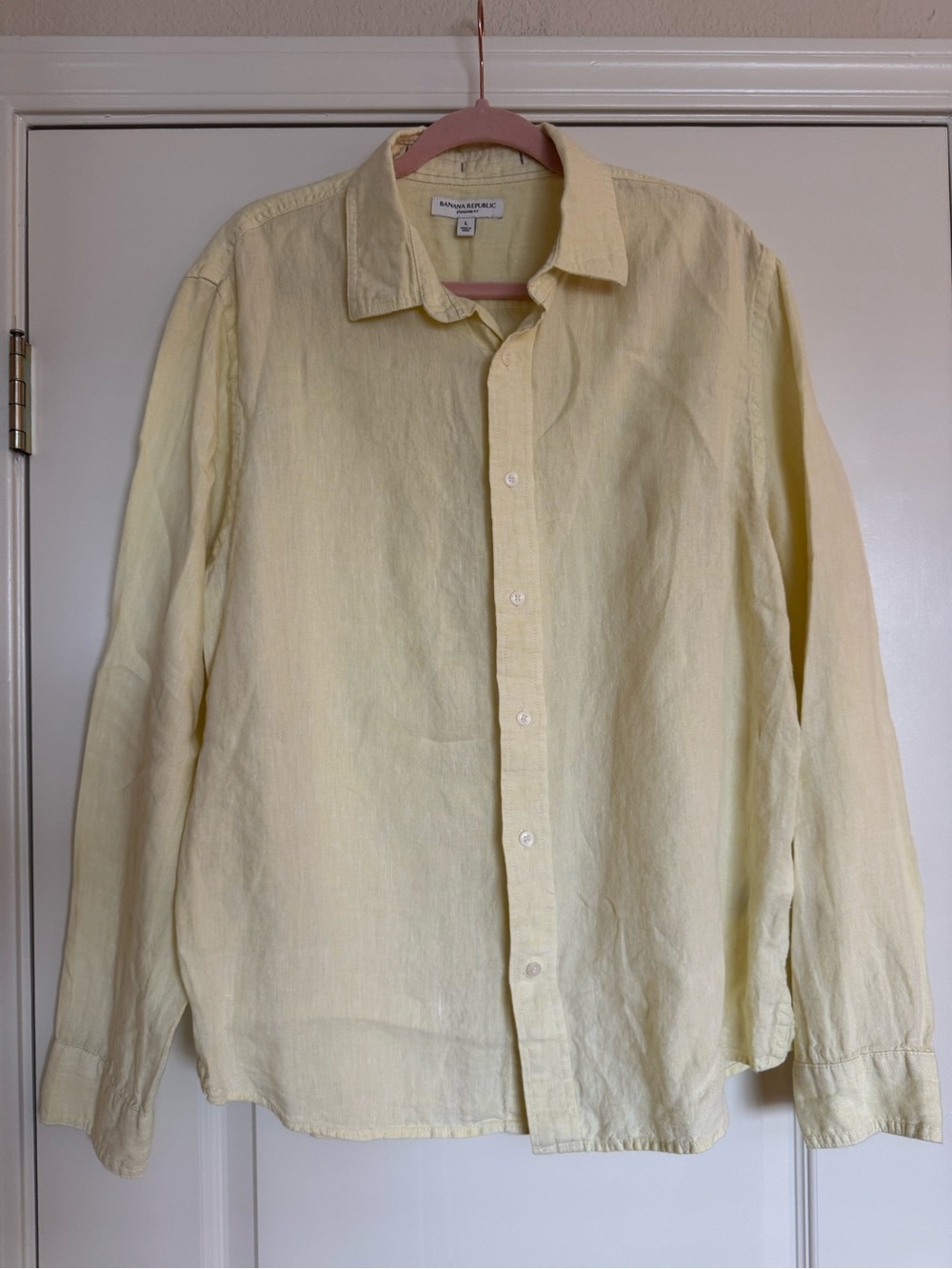 Banana Republic Lightweight Linen Button-Up Shirt in Pale Yellow